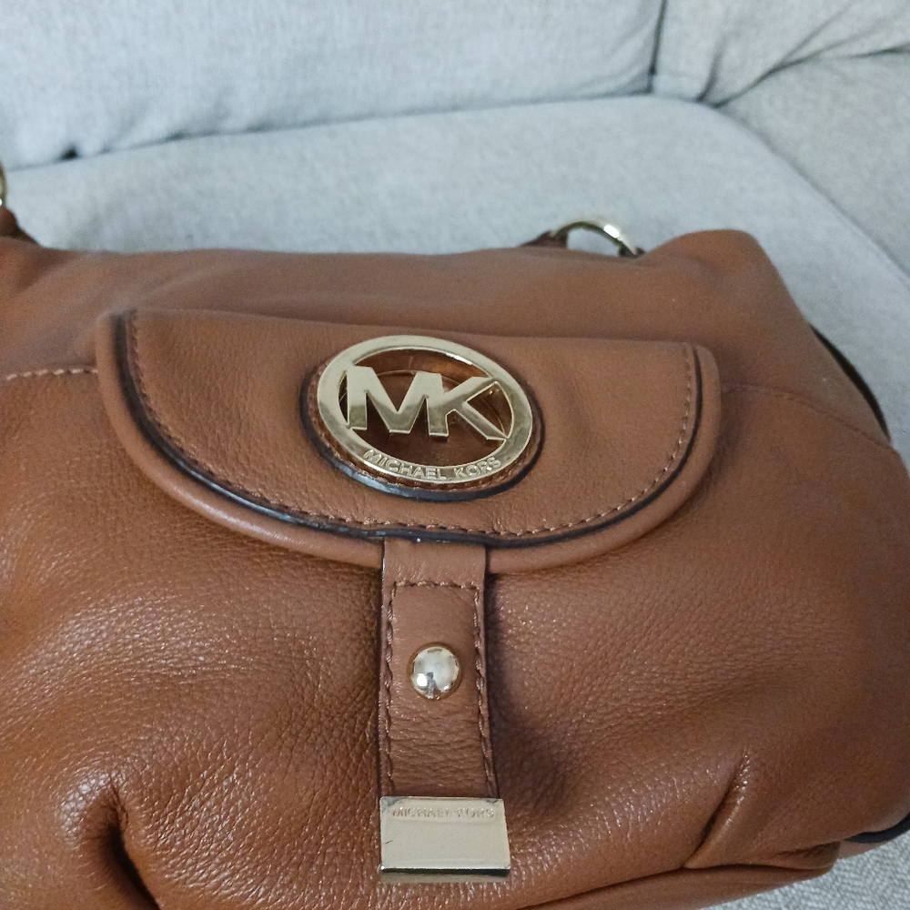 Michael Kors brown soft genuine leather bucket bag - Picture 7 of 14